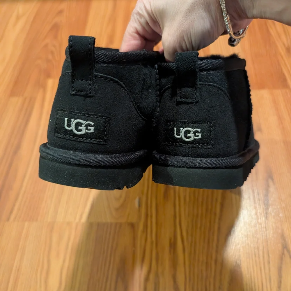 UGG Classic Ultra Mini boots